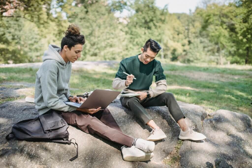 linguaskill vs cambridge,linguaskill o b2 first,diferencias entre linguaskill y cambridge,linguaskill reconocimiento universidades,validez certificado linguaskill,cambridge b2 first universidades
